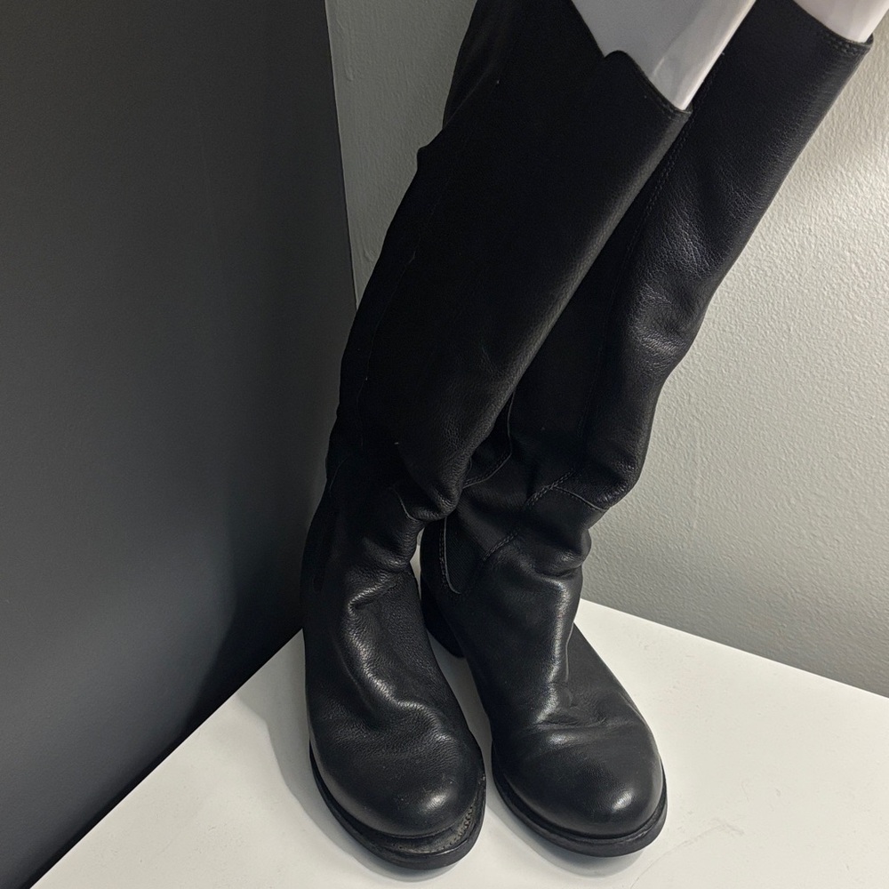Vintage Cole Haan Black Leather Women's Boots with Nike Air- 7.5